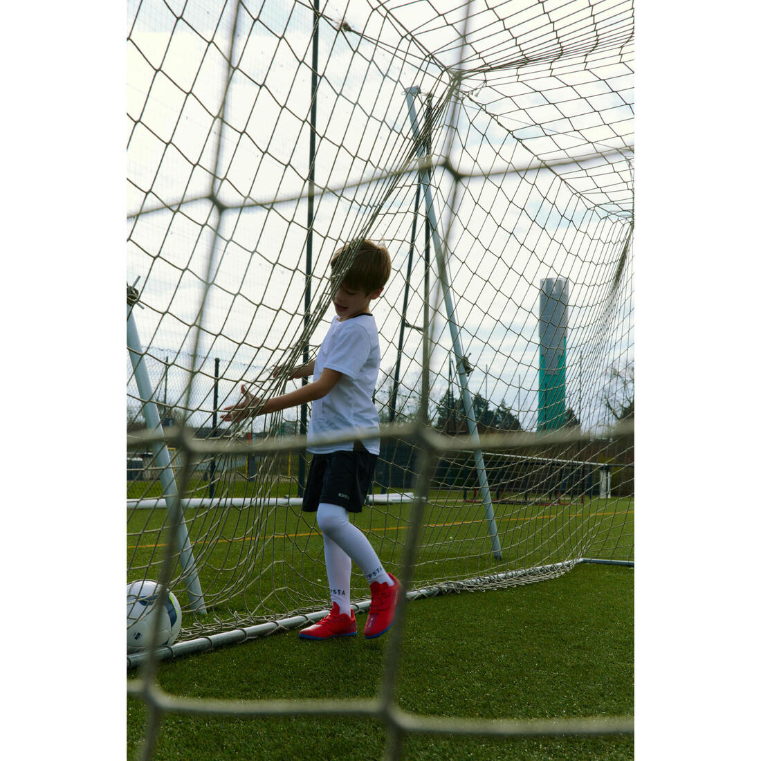 Tenis de fútbol con cierre de contacto Easy AG/FG rojos para niños 160 - Image 29