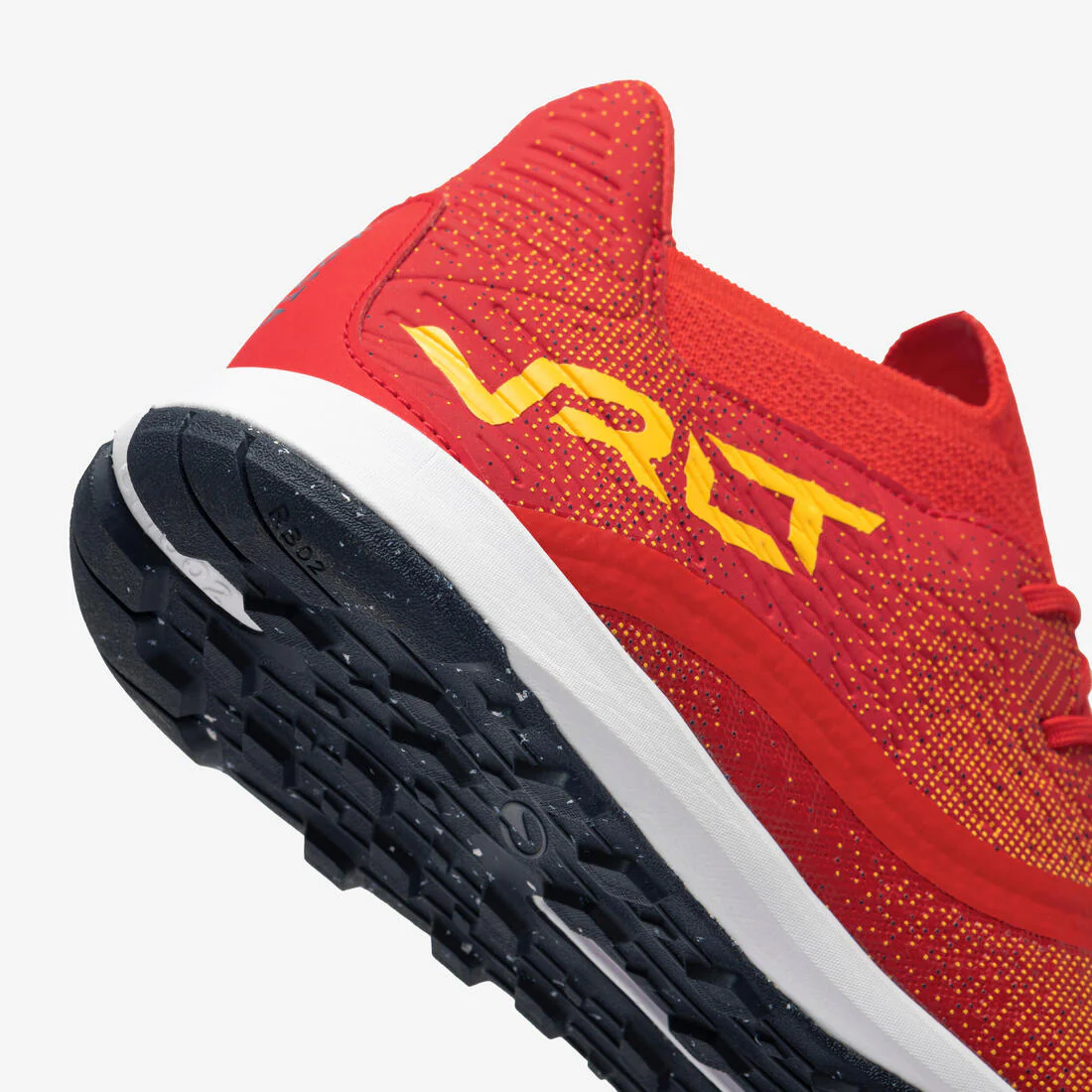 Tenis de futbol con tecnología 3D Air Mesh rojos Viralto III Turf TF - Image 7