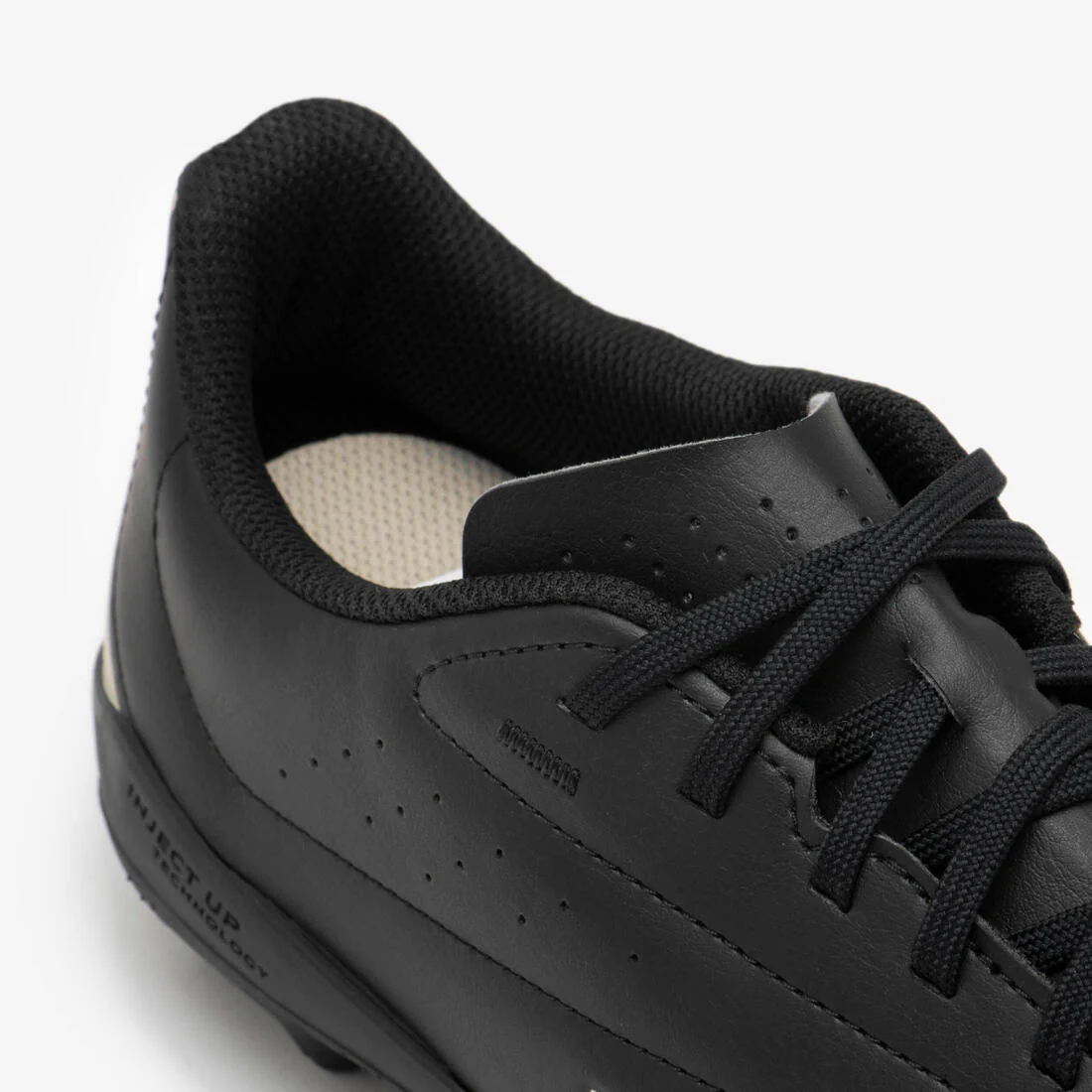 Tenis de futbol negros 100 MG - Image 2