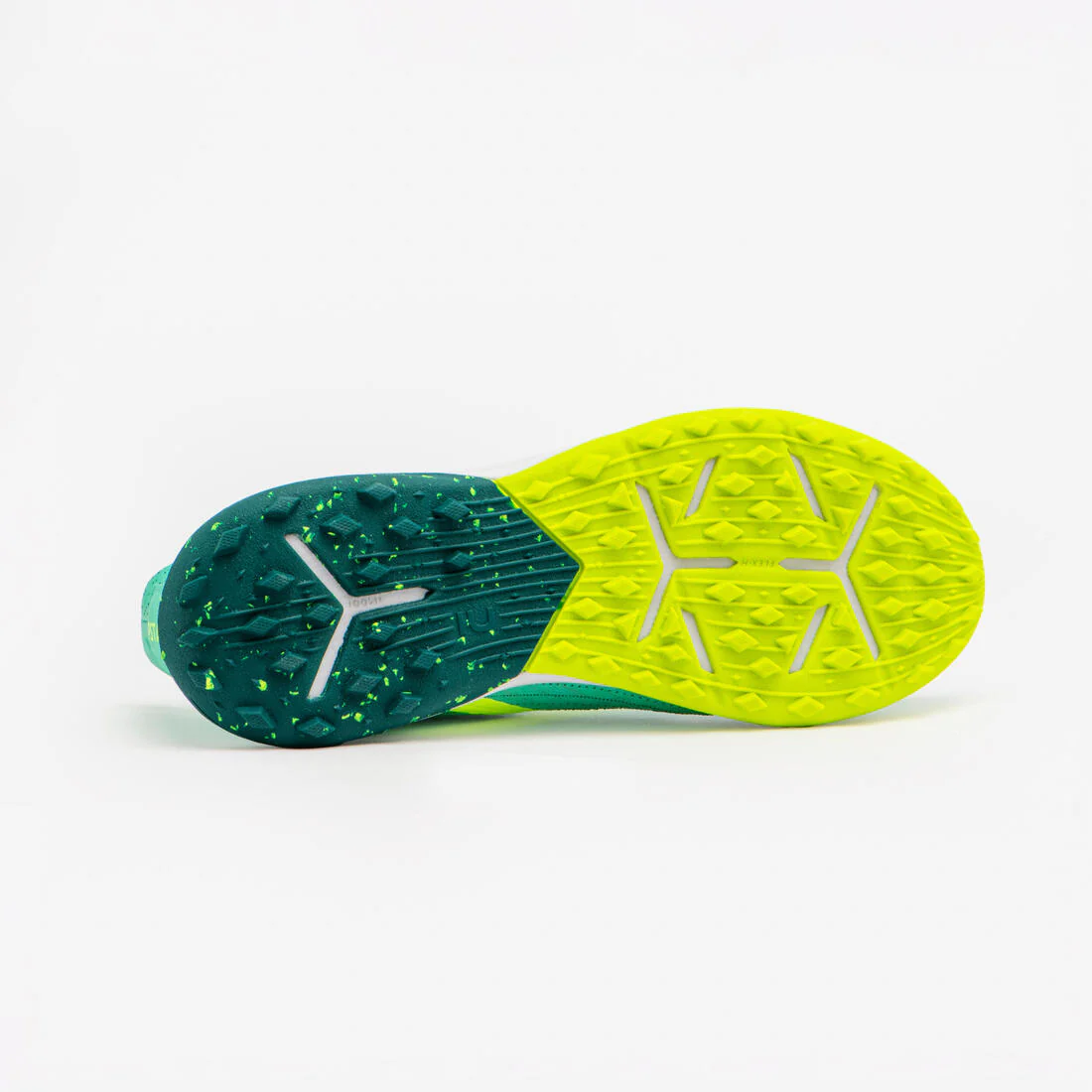 Tenis de futbol verdes con agujetas para niños Viralto III Turf - Image 4
