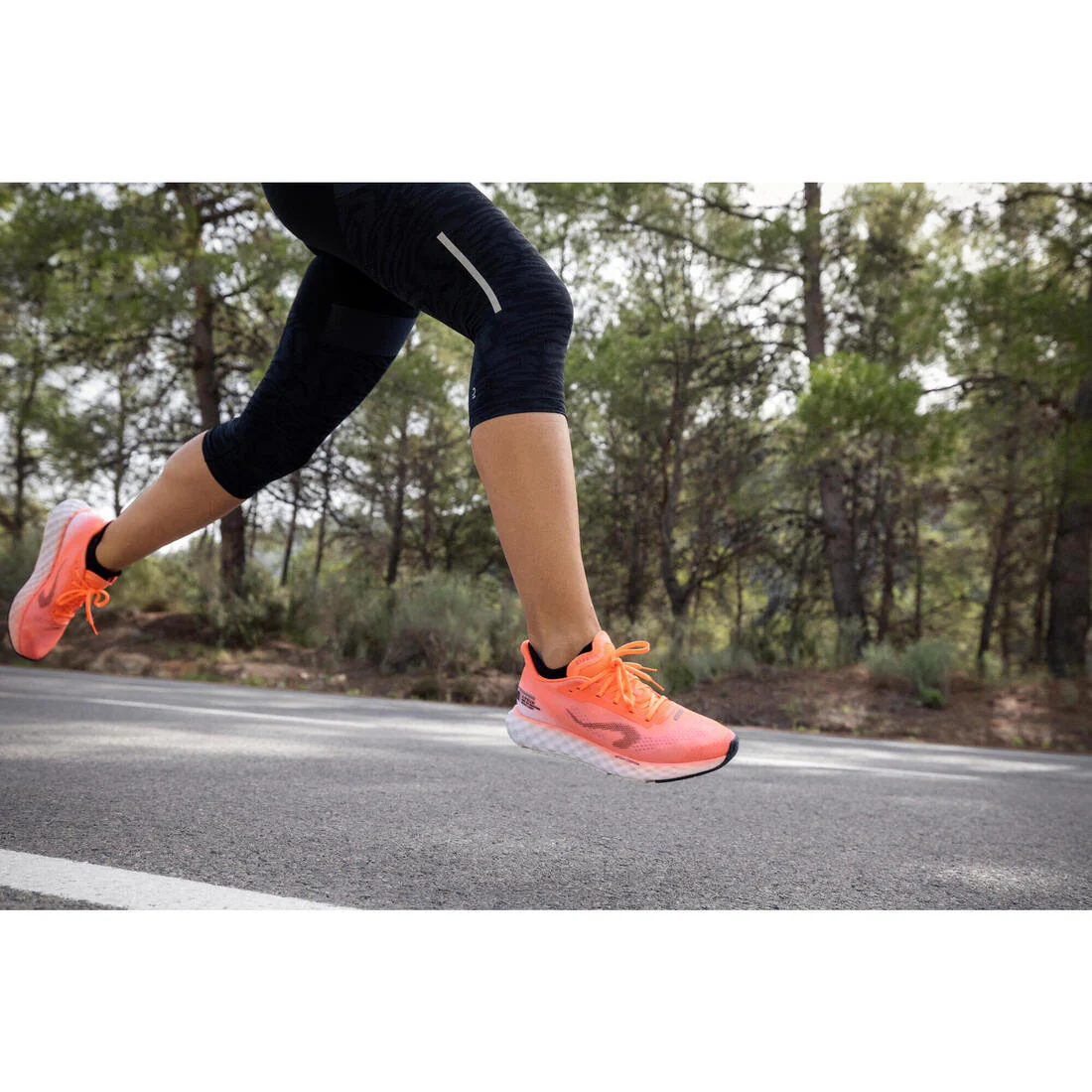 Tenis de running rojo coral para mujer Kiprun KD900 Light - Image 12