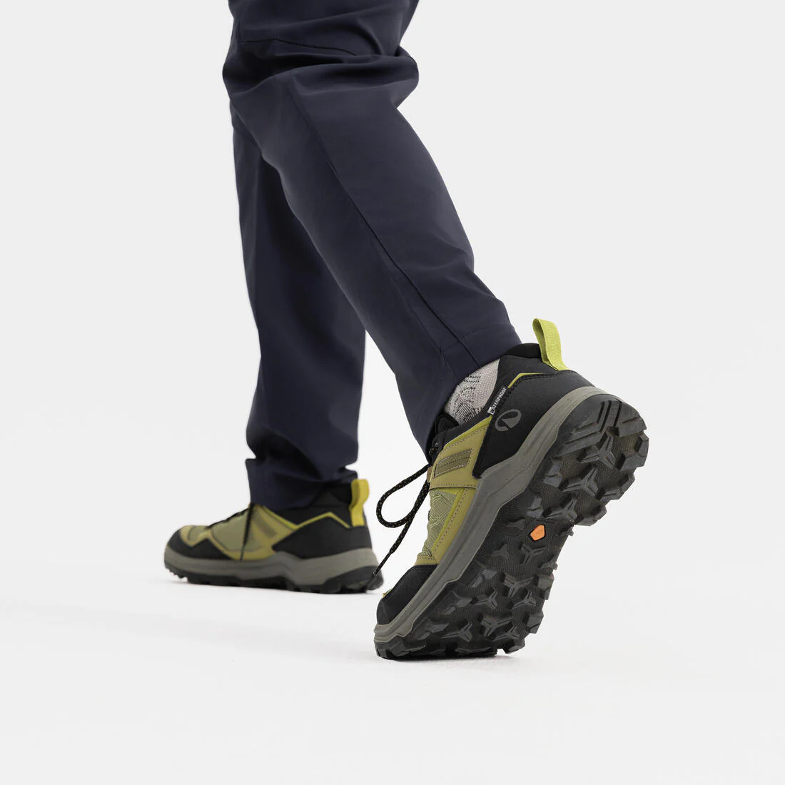 Tenis de senderismo de caña baja impermeables verdes para hombre MH100 - Image 11