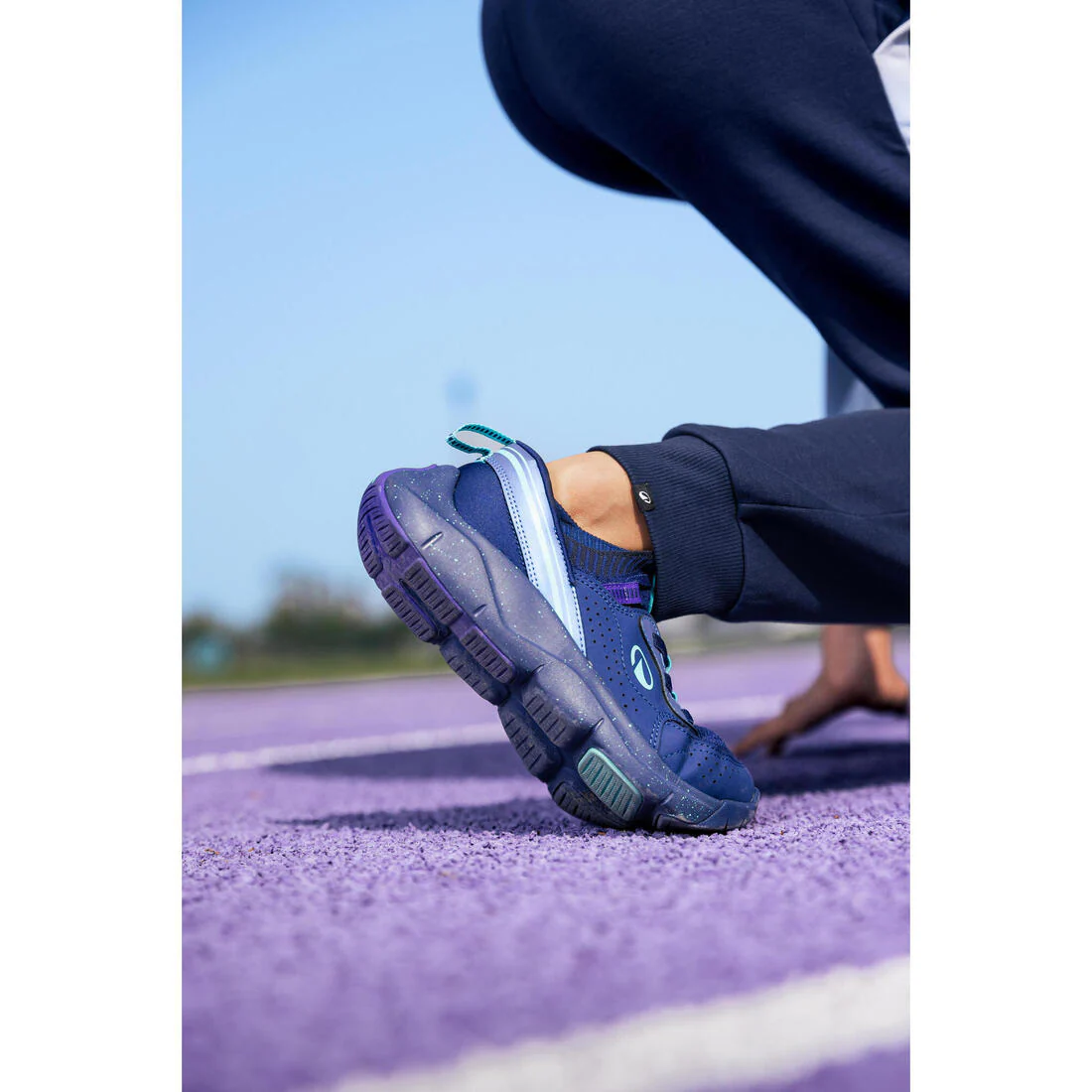 Tenis deportivos de calzado fácil azul marino para niños Playful Easy - Image 19