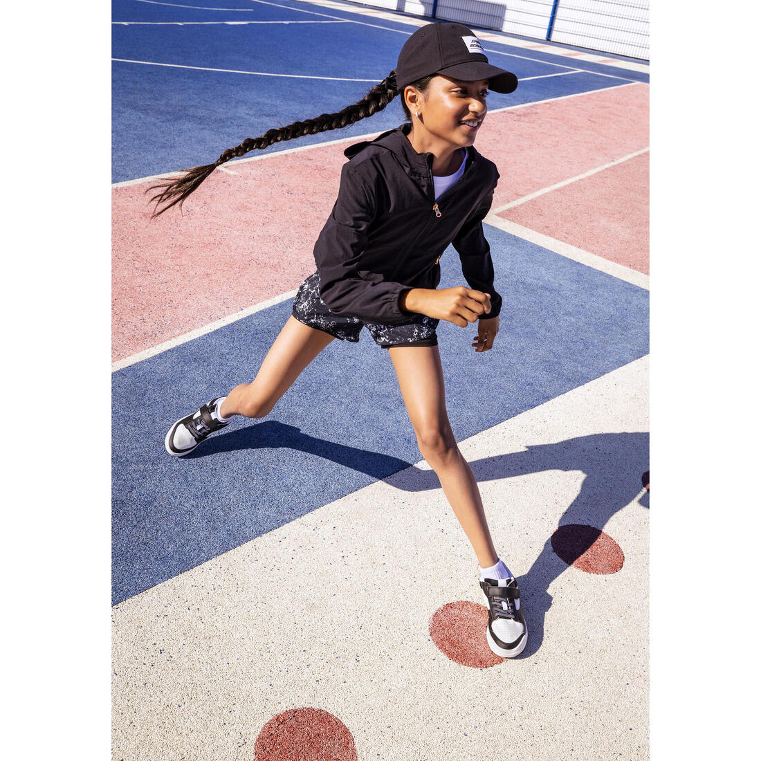 Tenis deportivos resistentes azul fluorescente para niños Playventure Yard - Image 47
