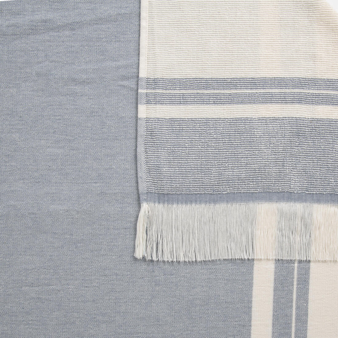 Toalla Playa-Poncho Gris-Azul 190 x 190 cm - Image 21