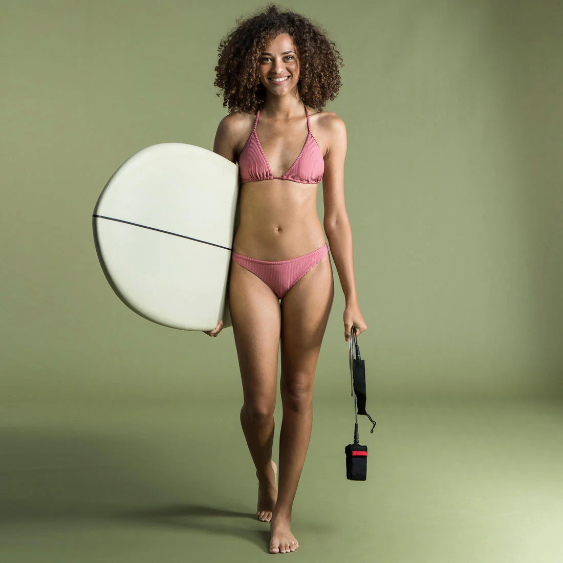 Top de bikini de natación con diseño de triángulos rosa para mujer Mae - Image 17