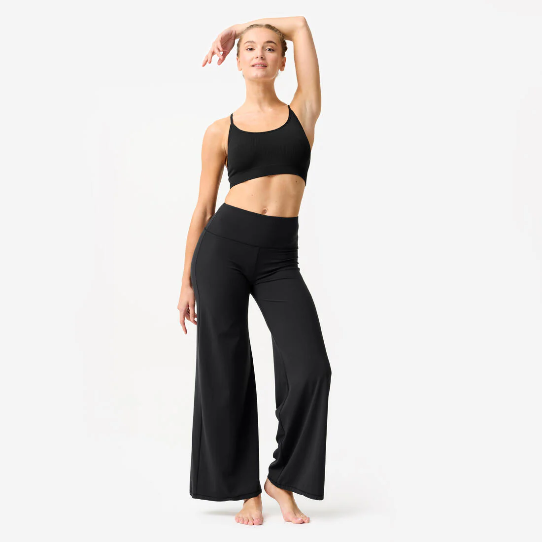 Top deportivo tipo bralette acanalado negro para mujer - Image 2