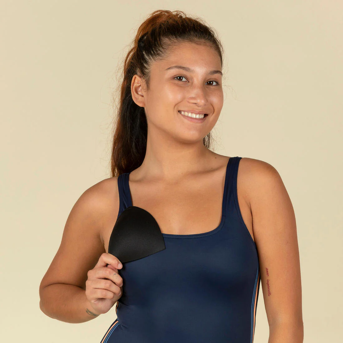 Traje de baño con faldita y bandas azul marino para mujer Heva - Image 4