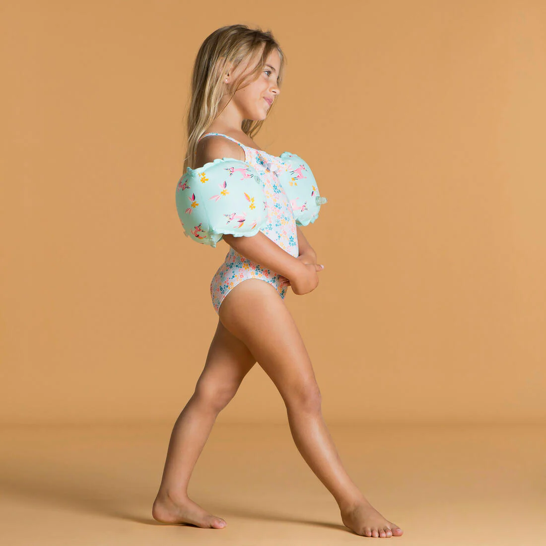Traje de baño de natación con estampado y olanes para bebé y niña - Image 6