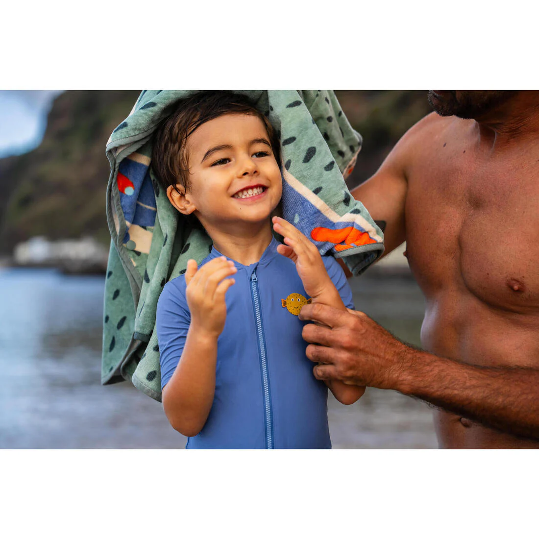 Traje de baño de natación con mangas y perneras cortas para bebé - Image 9