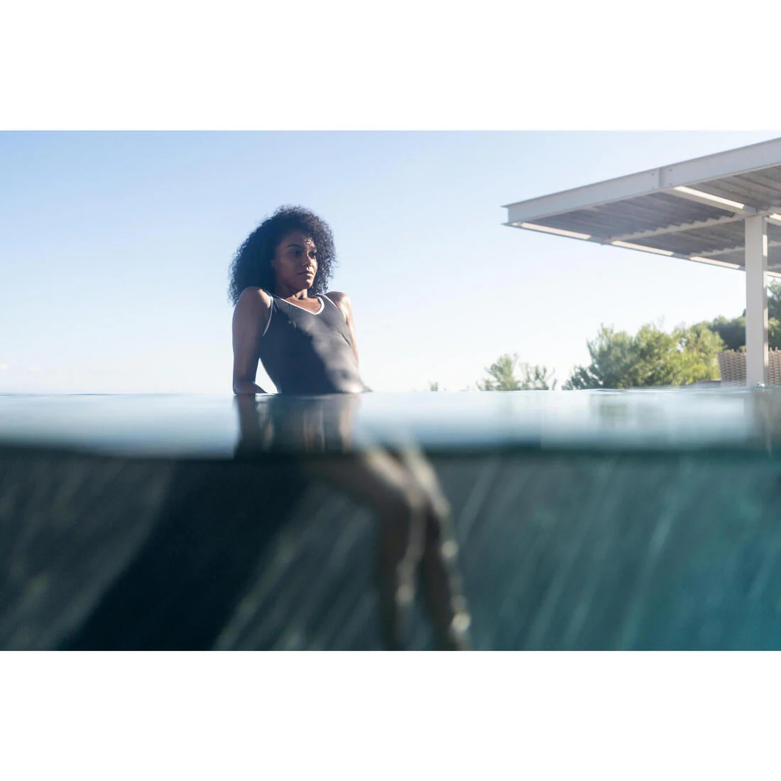 Traje de baño de natación negro para mujer Virginia - Image 16