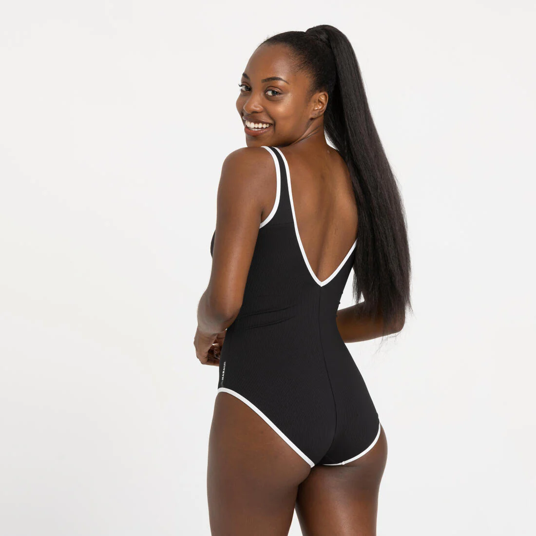 Traje de baño de natación negro para mujer Virginia - Image 4