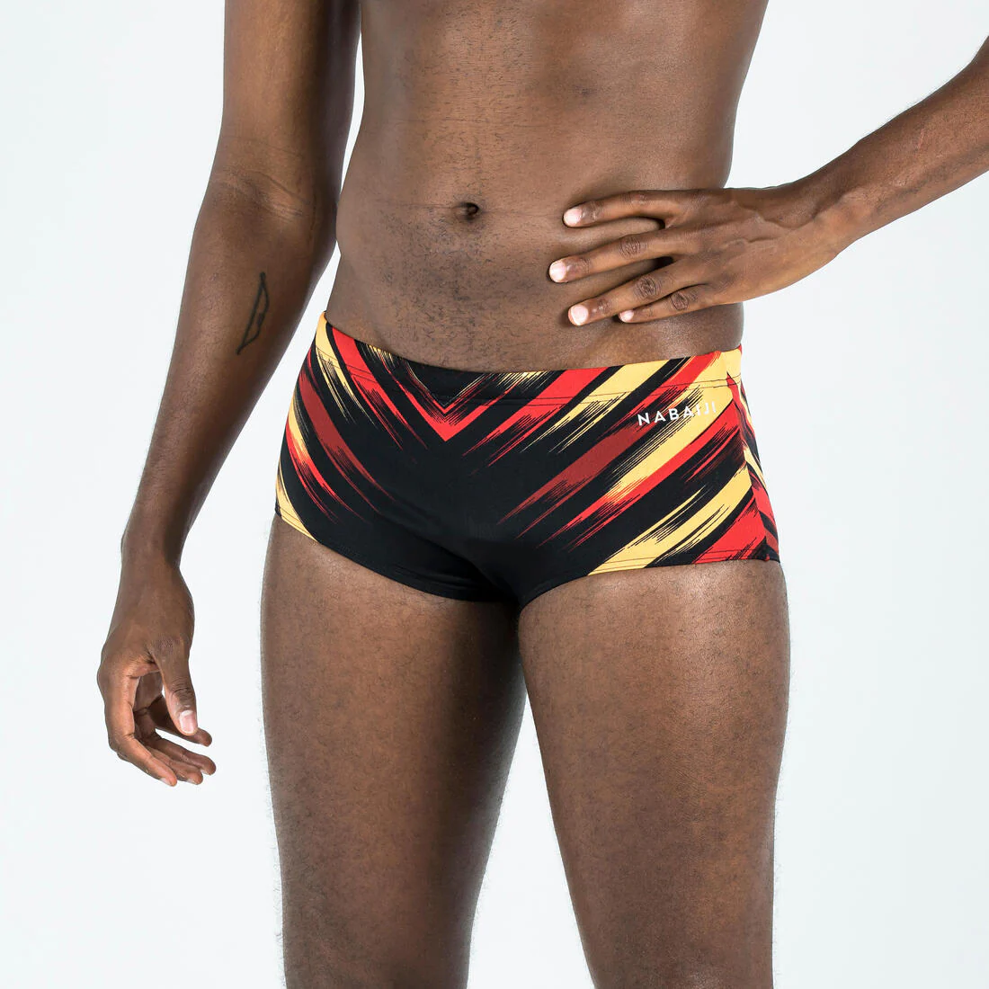 Traje de baño de natación tipo calzón negro con rojo para hombre 900 Blast