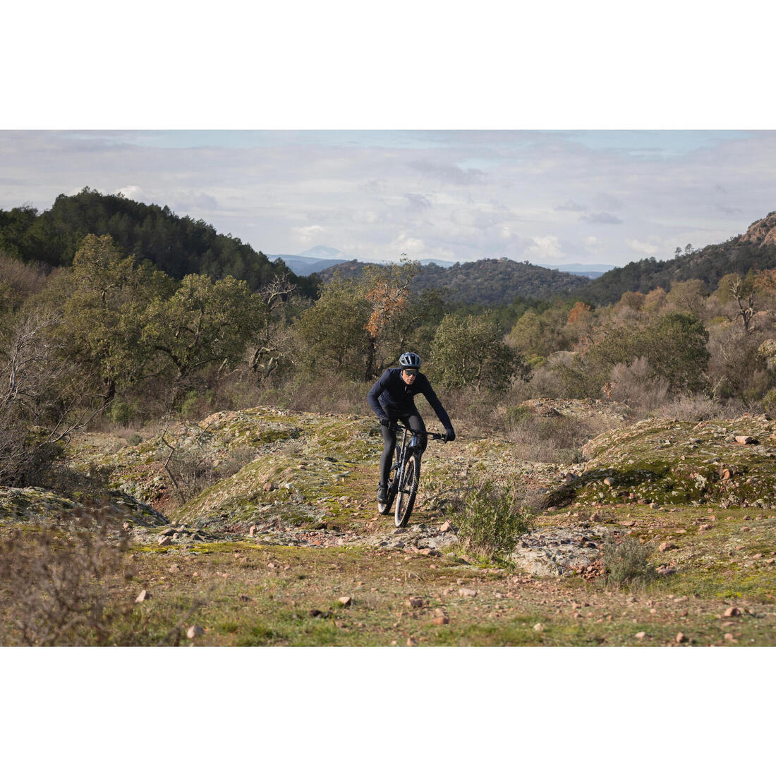 Traje de ciclismo MTB XC largo negro para hombre - Image 12