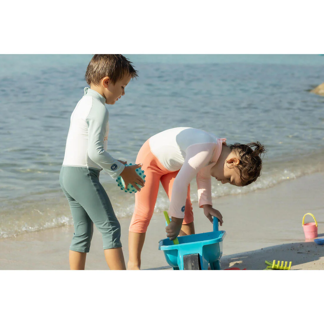 Traje de natación anti-UV de manga larga con estampado para bebés/niños - Image 15