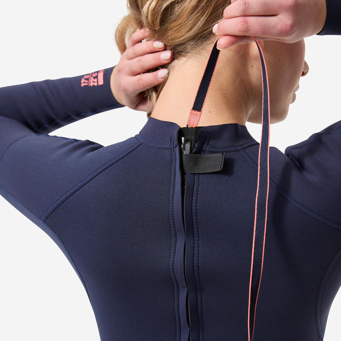 Traje de surf de neopreno de 2 mm con cierre en la espalda para mujer 100 - Image 3